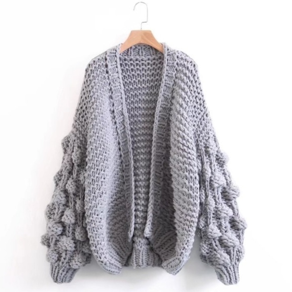 🎥 Chunky Pom Pom Open Cardigan - Picture 12 of 17